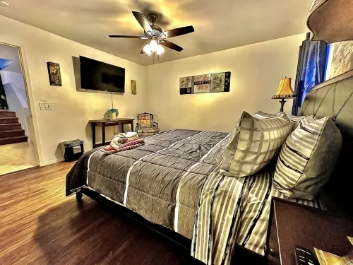 4Bd Oasis w/Pool/Pool Table - 3-Star