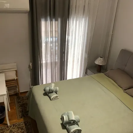 Charming 2 Bedroom Apartment in Kallithea, Greece