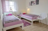 Modern furnished apartment in the green heart of Lower Franconia - Homestays