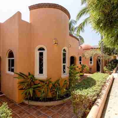 Luxurious Oceanfront Villa - Steps from Manzanillo Beach - Best View in Puerto Hotel Exterior