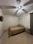 La parguera 3 bed 1 bath 1 min walk from el "Poblado" restaurant, bars - Wifi