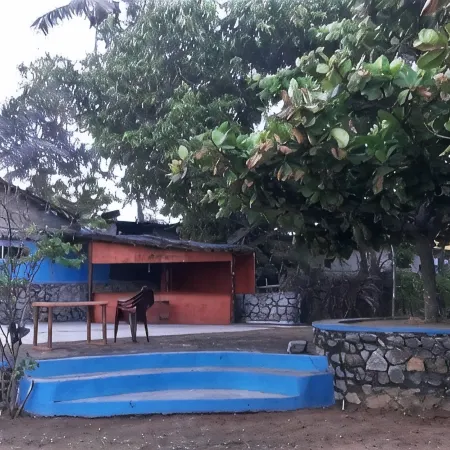 D&J Stamford Hotel - Hostel