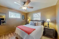 The Bungalow in Downtown Joshua Tree - A Renovated Mid-Century Bungalow - 3-Sterne