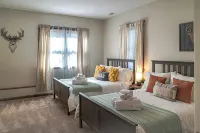 Charming 4-bedroom home with Hot Tub and Pool Table in Massanutten Resort - Boutique