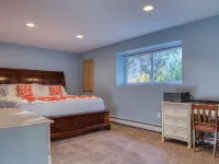 Mountain retreat in heart of the Catskills Hotels in Cairo