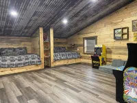 Serene 2 Bedroom with Loft located on Caddo Lake - Homestays