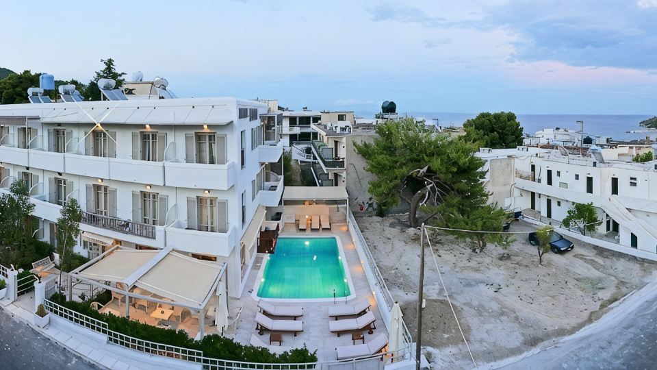 Erato Hotel