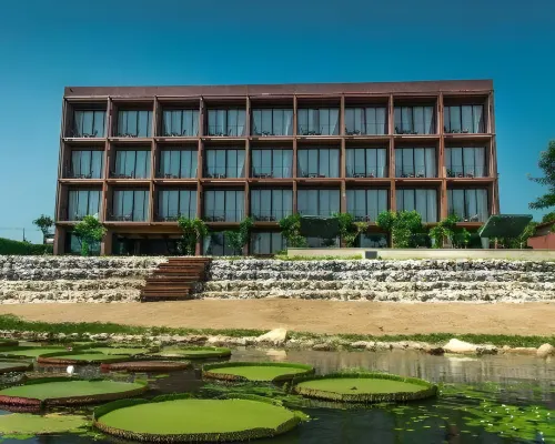 The Glory River Kwai Hotel Hotels near Sutjai