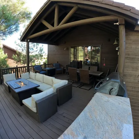 Awesome lodge on the 10th Fairway in the Torreon golf community in Show Low AZ.