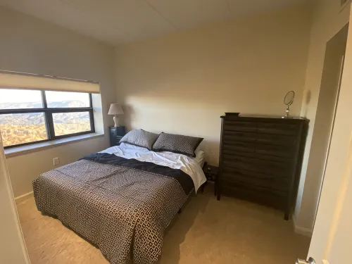 Seventh floor Mountain View condo. - Mountain view