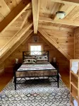 Log home nestled in the Smoky Mountains. - Alppimaja