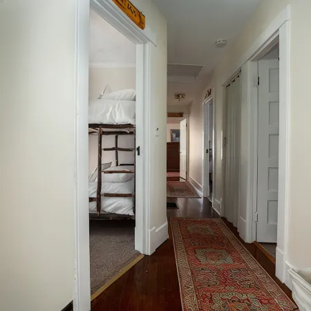 The Lodge House - Centrally Located Cheerful 5BR - Minutes to Gore!