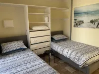 Aggies is a 2 bedroom cottage in a semi rural part of Goolwa. Close to the river - 3-Star