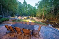 Luxury Mountain Cabin On 320+ Acres Near Asheville, Lake Lure & Hendersonville - Chalets