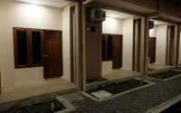 Harmoni Guest House Banyuwangi - Pensions