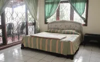 Villa Bougenville 2 Blok D8 (Villa Syariah) - Huvilat