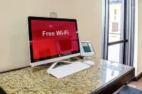 Red Roof Inn & Suites Middletown - Franklin - parking