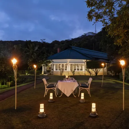 Mountbatten Bungalow- Thema Collection