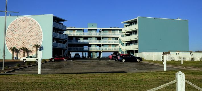 Pierview Unit 205 - Just One More Splash, OBX Oceanfront Condo Hotels in Nags Head