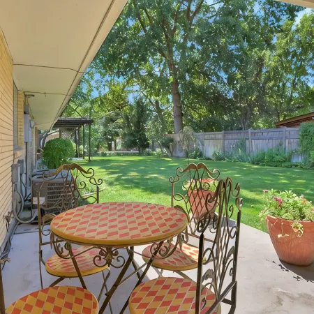 Beautifully updated. Convenient central Boise location