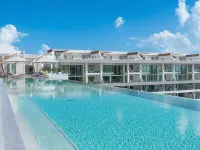 Salt Air in Cancun - Condos