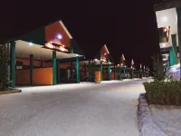 Tratpailin Hotel - 2-Sterne