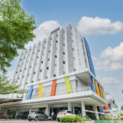 JP Hotel Pluit Jakarta by LIFE Hotels in der Nähe von Komplex Green Bay Pluit
