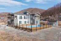 Paju Dalbitgadeuk Pension - Pools