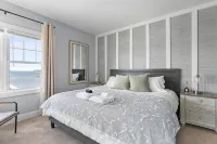 The Westside - Hot Tub, Private Beach & Dock. Pet-Friendly! - balcony