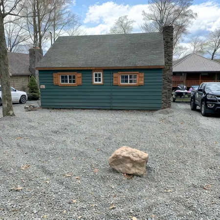 Sunset Cottage - Lakefront Cottage with Private Dock