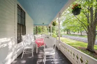 距卡拉威花園5英里、步行可達商店和餐廳的度假屋 - Wi-Fi
