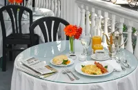 Rhett House - breakfast