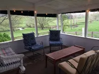 Quaint Country Cottage, Mountain Views, VT/Radford/VA Families Haven! - Træningscentre