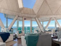 Oceanfront Seaside Stargazer+Hot Tub+Pets OK+Infinity Table+Beach Gear+4 Kings - 4 stjerner