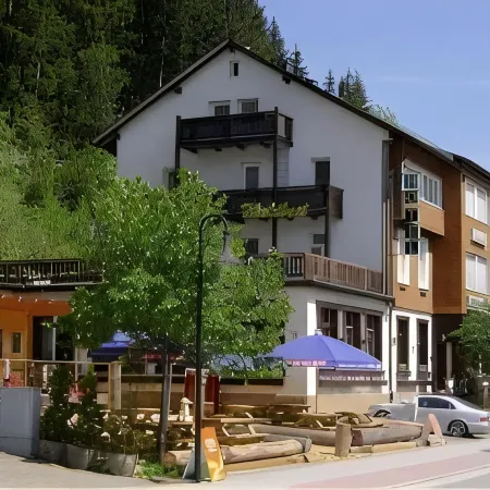Action Forest Hotel - Kletterwald - Lasertag - nähe Badeparadies