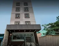 FabHotel Grand Sheela - 3 ดาว