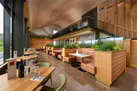 Bracken Hide Hotel - 4-Star