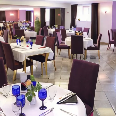 Parkside International Hotel