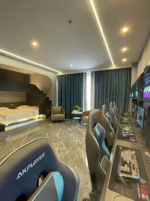 Pomegranate Electric Sports Hotel
