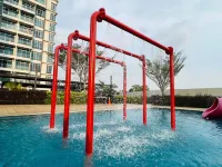 The Senai Garden Apartment Near Senai Airport&Jpo - Pools