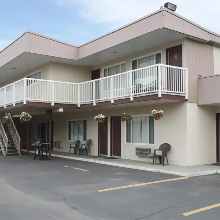 Shoreline Resort Condominiums
