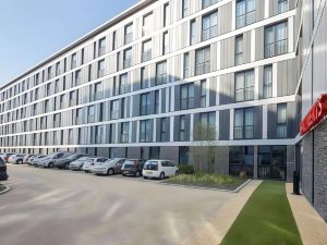 Corendon Apartments Amsterdam Schiphol Airport