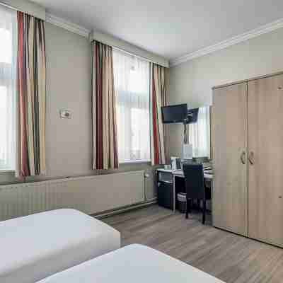 New Hotel de Lives Rooms