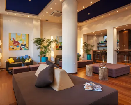 アテネ センター スクウェア ホテル アテネのホテル