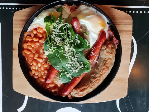 Daniel Griffin Aparthotel by Artery Hotels Отели рядом с достопримечательностью «Костёл Андрея Первозванного»