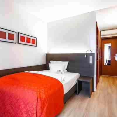 Art & Business Hotel Rooms