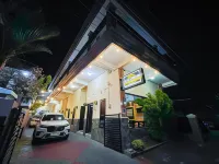 Griya Kinari Syari'ah Hotels in Kota