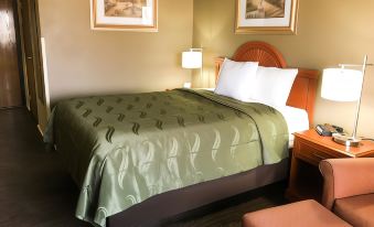 Quality Inn & Suites Lincoln Near I-55