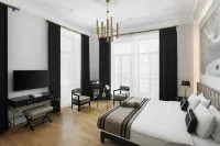 Akka Hotels Lush