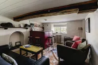 Mr & MRS Smith Weeke Barton